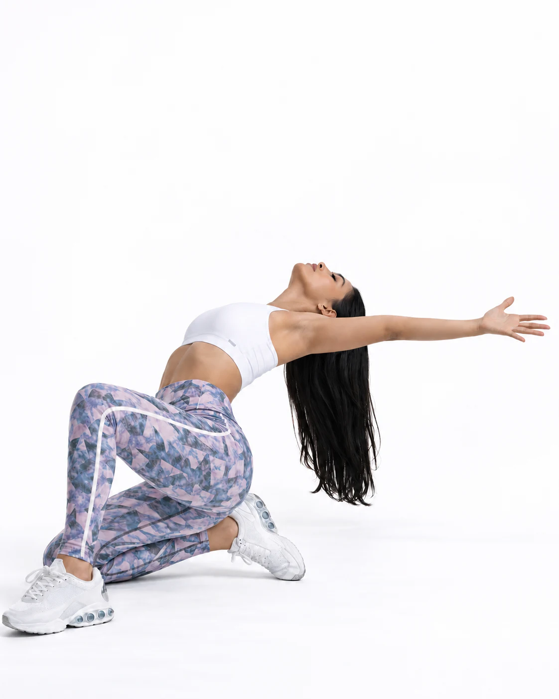 Modelo DRAKON® con leggins Triang de compresión