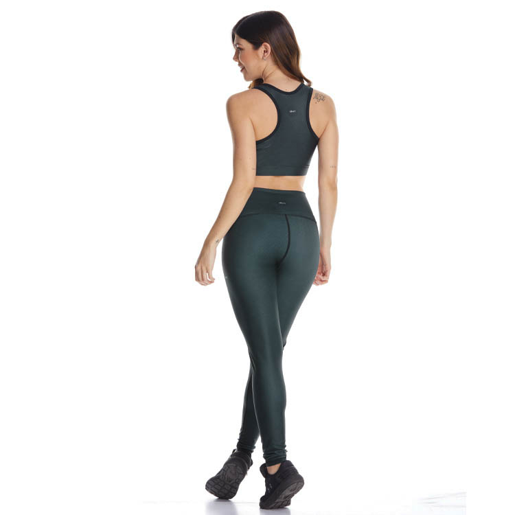 OUTFIT DEPORTIVO PARA MUJER GREEN FIT (1)